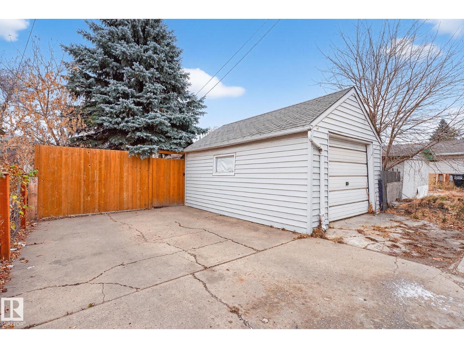 9653 83 Av Nw, Edmonton, Alberta  T6C 1C1 - Photo 40 - E4466212