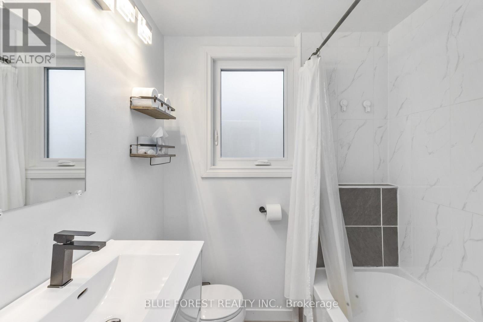 1155 Trafalgar Street, London East, Ontario  N5Z 1H3 - Photo 16 - X12564684