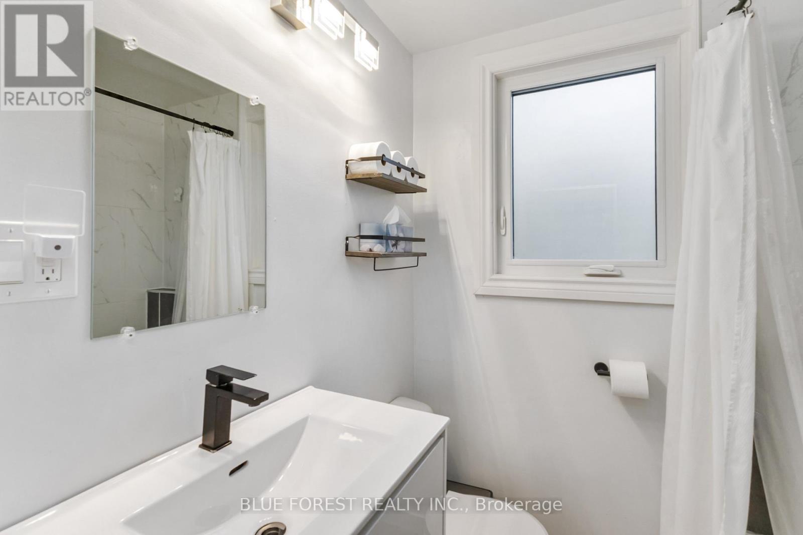 1155 Trafalgar Street, London East, Ontario  N5Z 1H3 - Photo 17 - X12564684