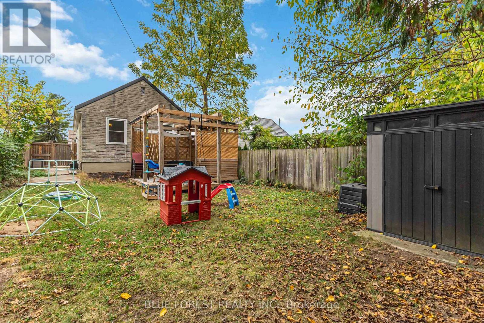 1155 Trafalgar Street, London East, Ontario  N5Z 1H3 - Photo 42 - X12564684