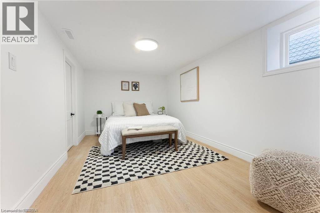 25 Dundee Street, Brantford, Ontario  N3R 4M2 - Photo 28 - 40789677