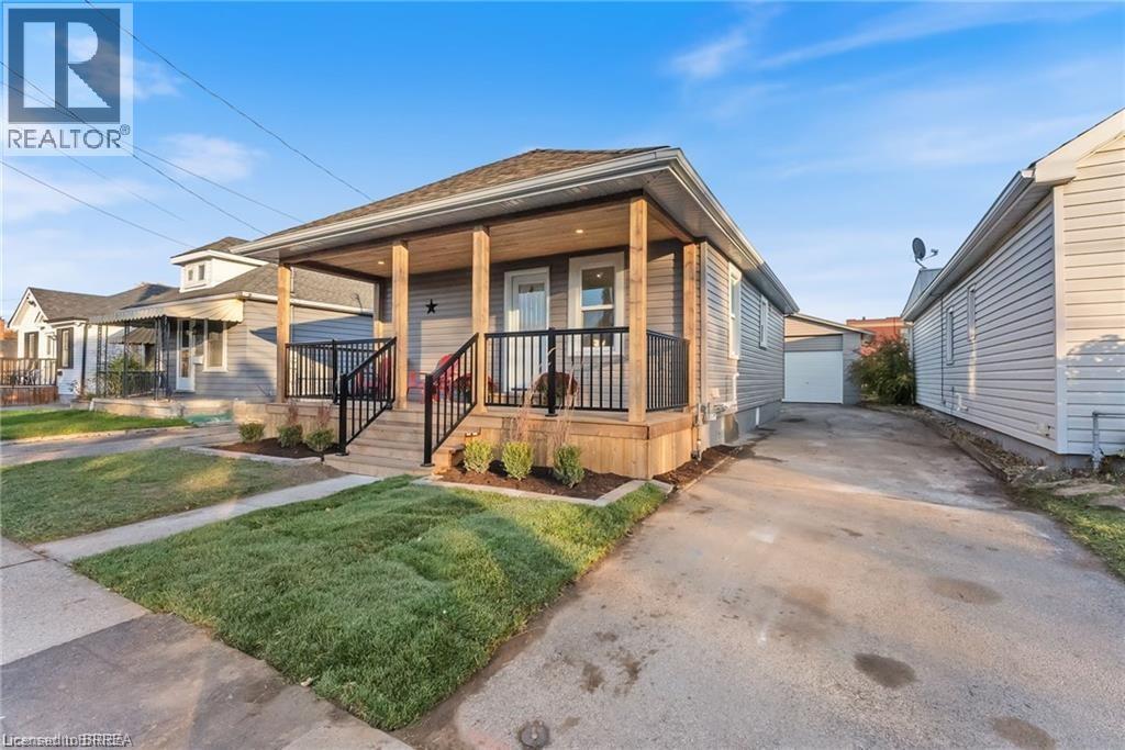 25 Dundee Street, Brantford, Ontario  N3R 4M2 - Photo 4 - 40789677