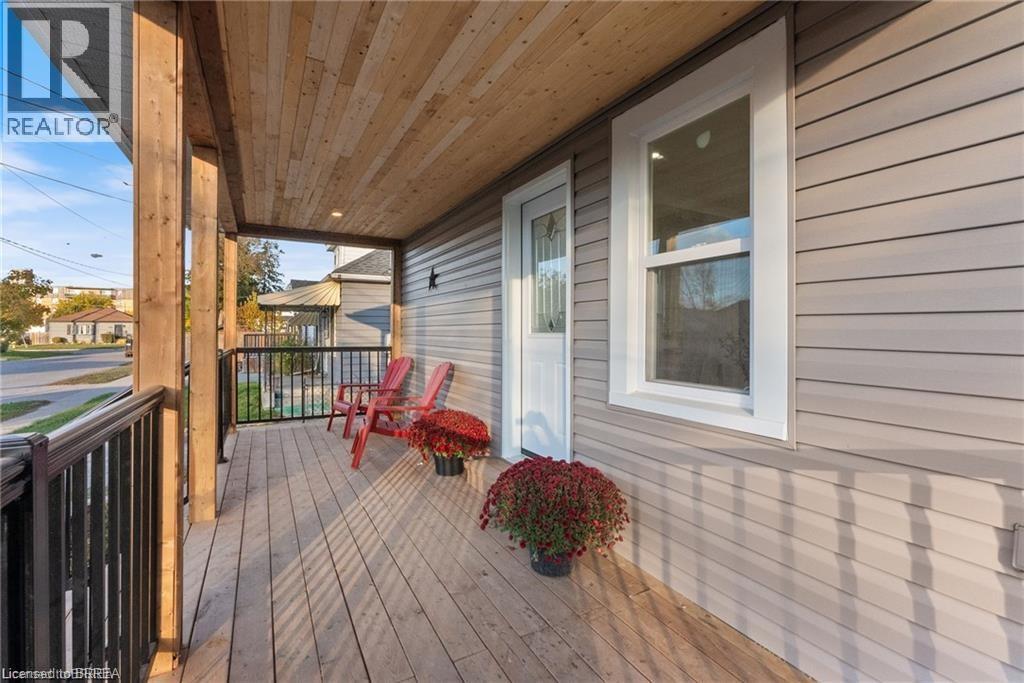 25 Dundee Street, Brantford, Ontario  N3R 4M2 - Photo 5 - 40789677