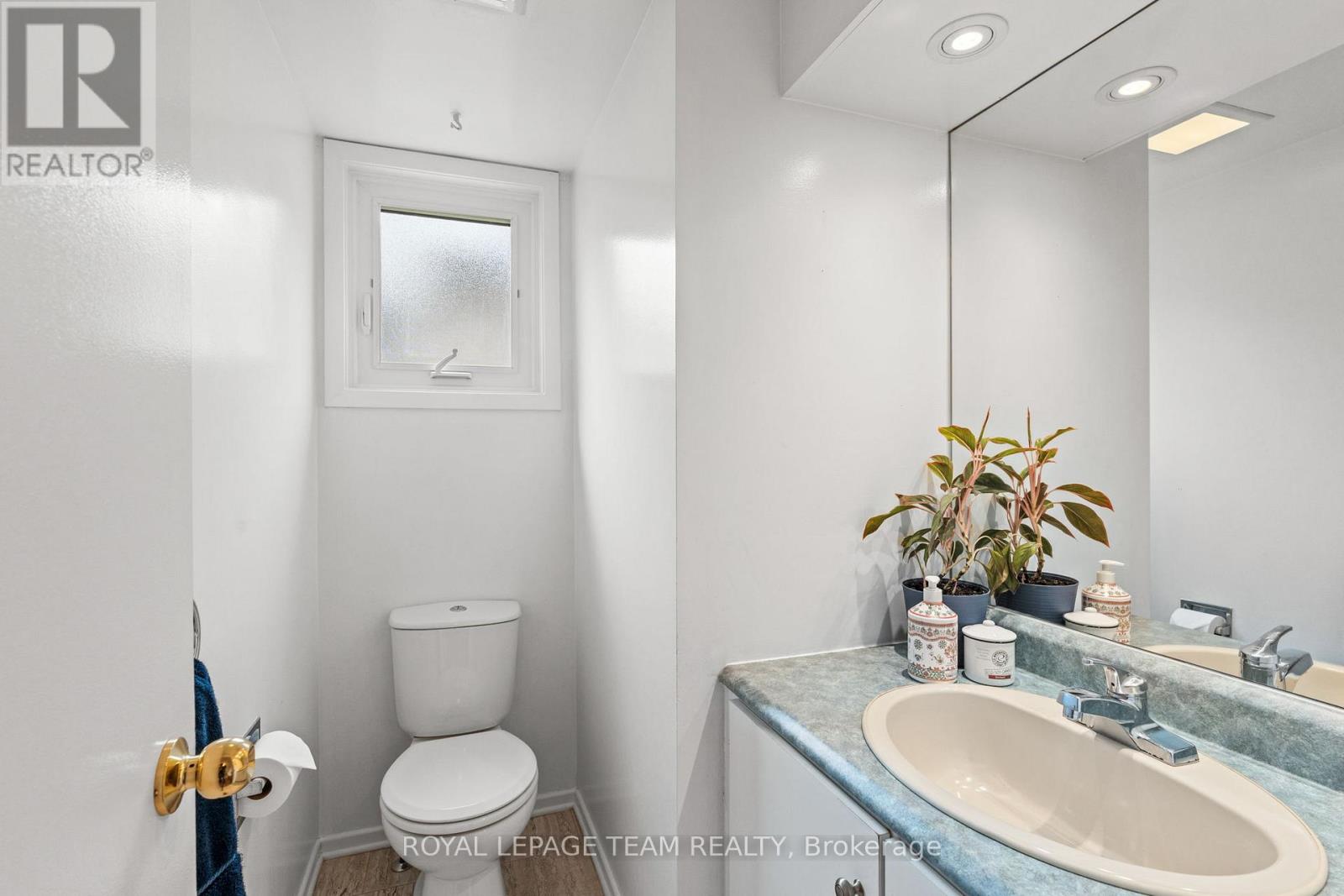 92 Burnetts Grove Circle, Ottawa, Ontario  K2J 1N7 - Photo 19 - X12564616