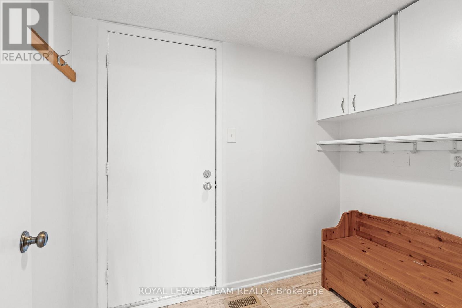 92 Burnetts Grove Circle, Ottawa, Ontario  K2J 1N7 - Photo 23 - X12564616