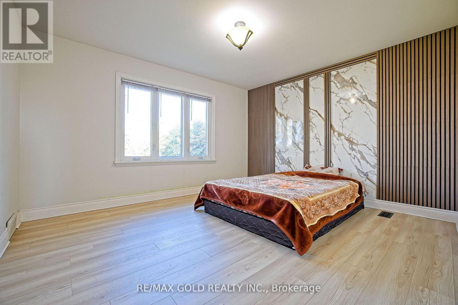 32 Oriole Avenue, Hamilton, Ontario  L8E 5E4 - Photo 10 - X12564550