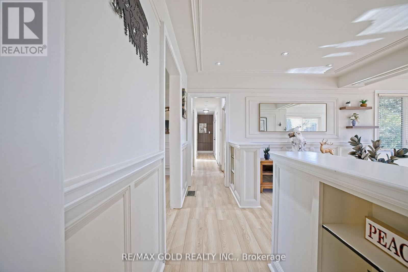 32 Oriole Avenue, Hamilton, Ontario  L8E 5E4 - Photo 11 - X12564550