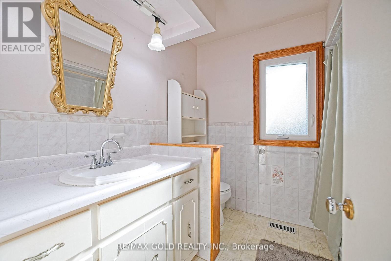 32 Oriole Avenue, Hamilton, Ontario  L8E 5E4 - Photo 23 - X12564550