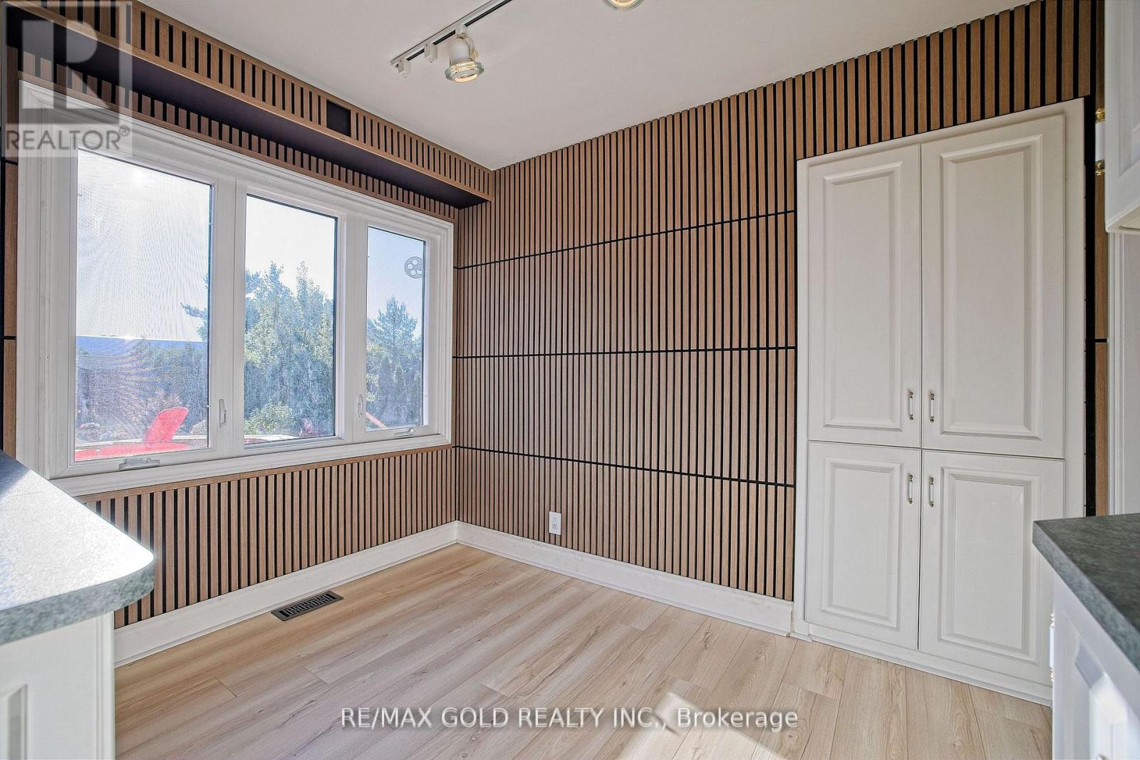 32 Oriole Avenue, Hamilton, Ontario  L8E 5E4 - Photo 34 - X12564550