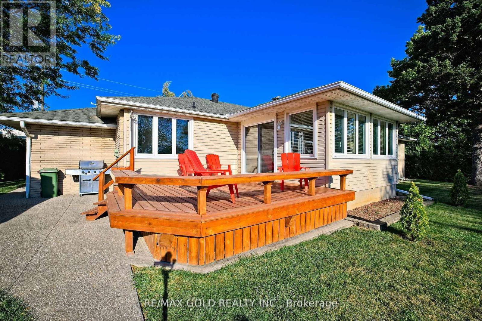 32 Oriole Avenue, Hamilton, Ontario  L8E 5E4 - Photo 37 - X12564550