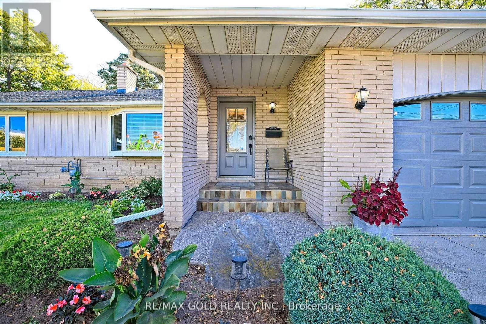 32 Oriole Avenue, Hamilton, Ontario  L8E 5E4 - Photo 42 - X12564550