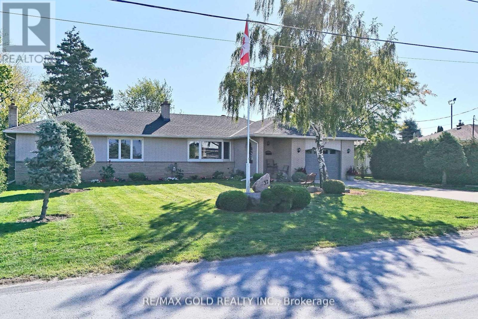 32 Oriole Avenue, Hamilton, Ontario  L8E 5E4 - Photo 45 - X12564550