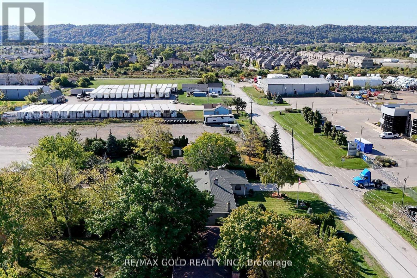 32 Oriole Avenue, Hamilton, Ontario  L8E 5E4 - Photo 47 - X12564550