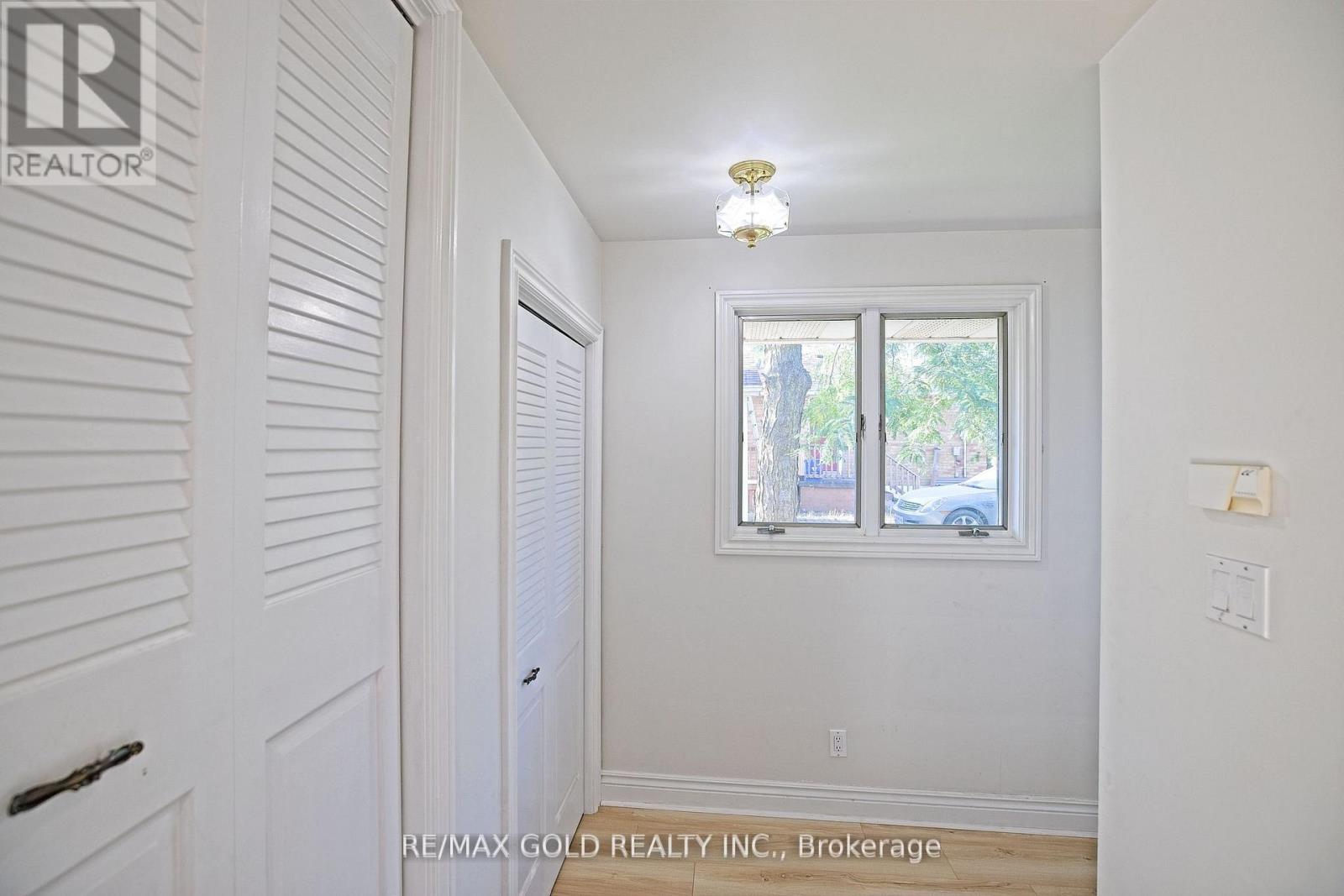 32 Oriole Avenue, Hamilton, Ontario  L8E 5E4 - Photo 8 - X12564550