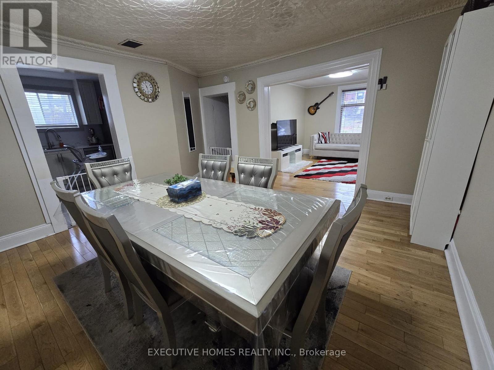 19 Cedar Street, Belleville, Ontario  K8P 3L8 - Photo 11 - X12564584