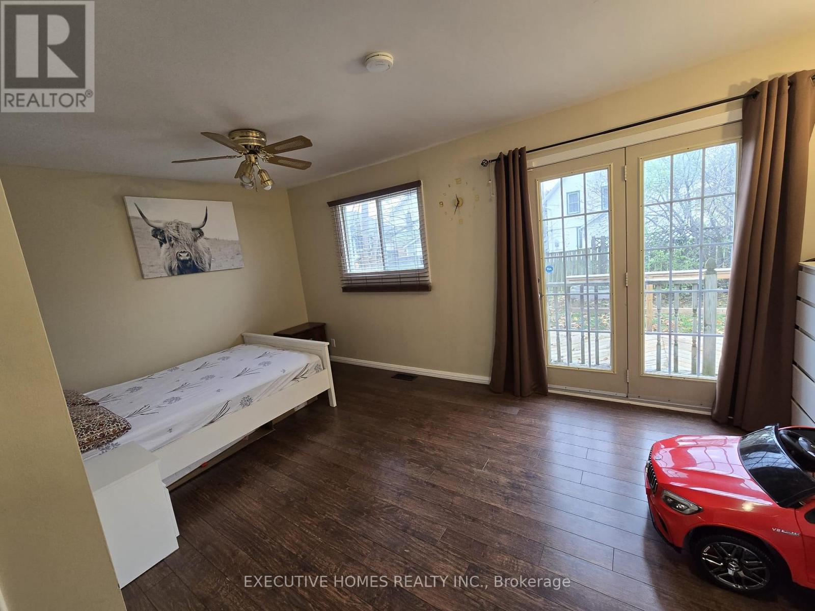 19 Cedar Street, Belleville, Ontario  K8P 3L8 - Photo 18 - X12564584