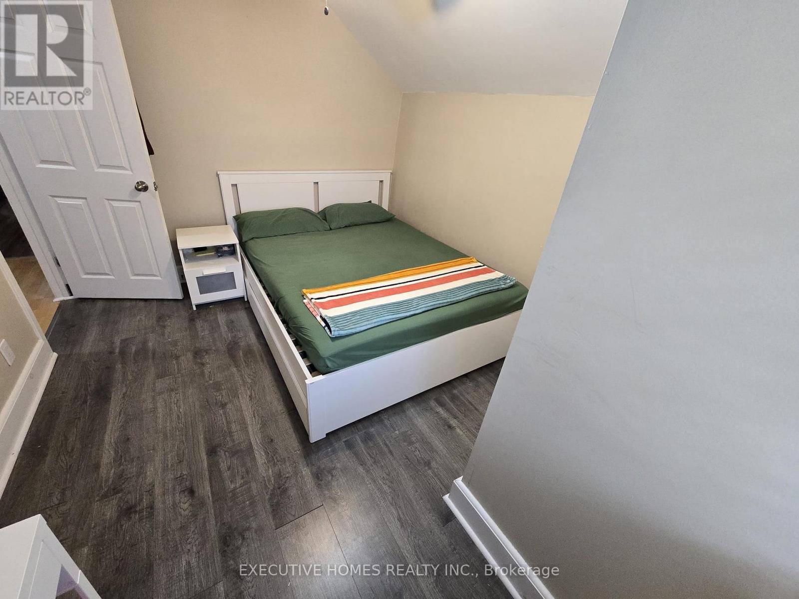 19 Cedar Street, Belleville, Ontario  K8P 3L8 - Photo 33 - X12564584