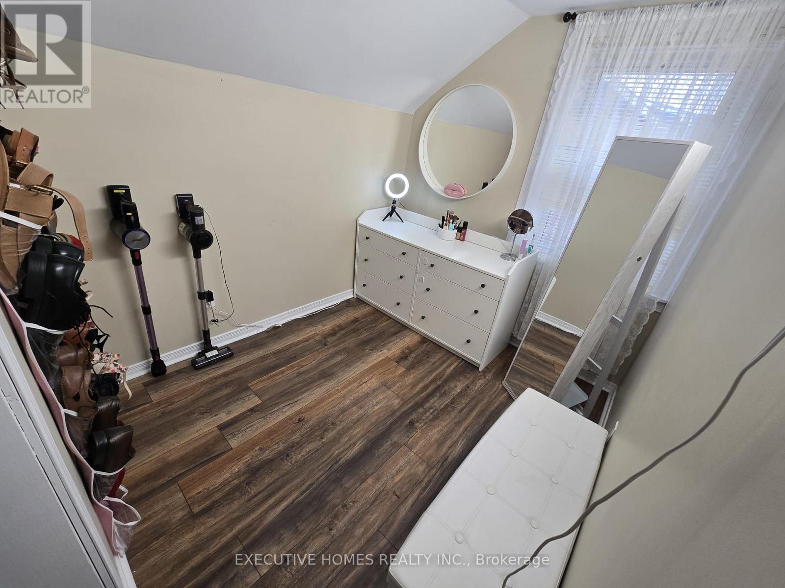 19 Cedar Street, Belleville, Ontario  K8P 3L8 - Photo 35 - X12564584