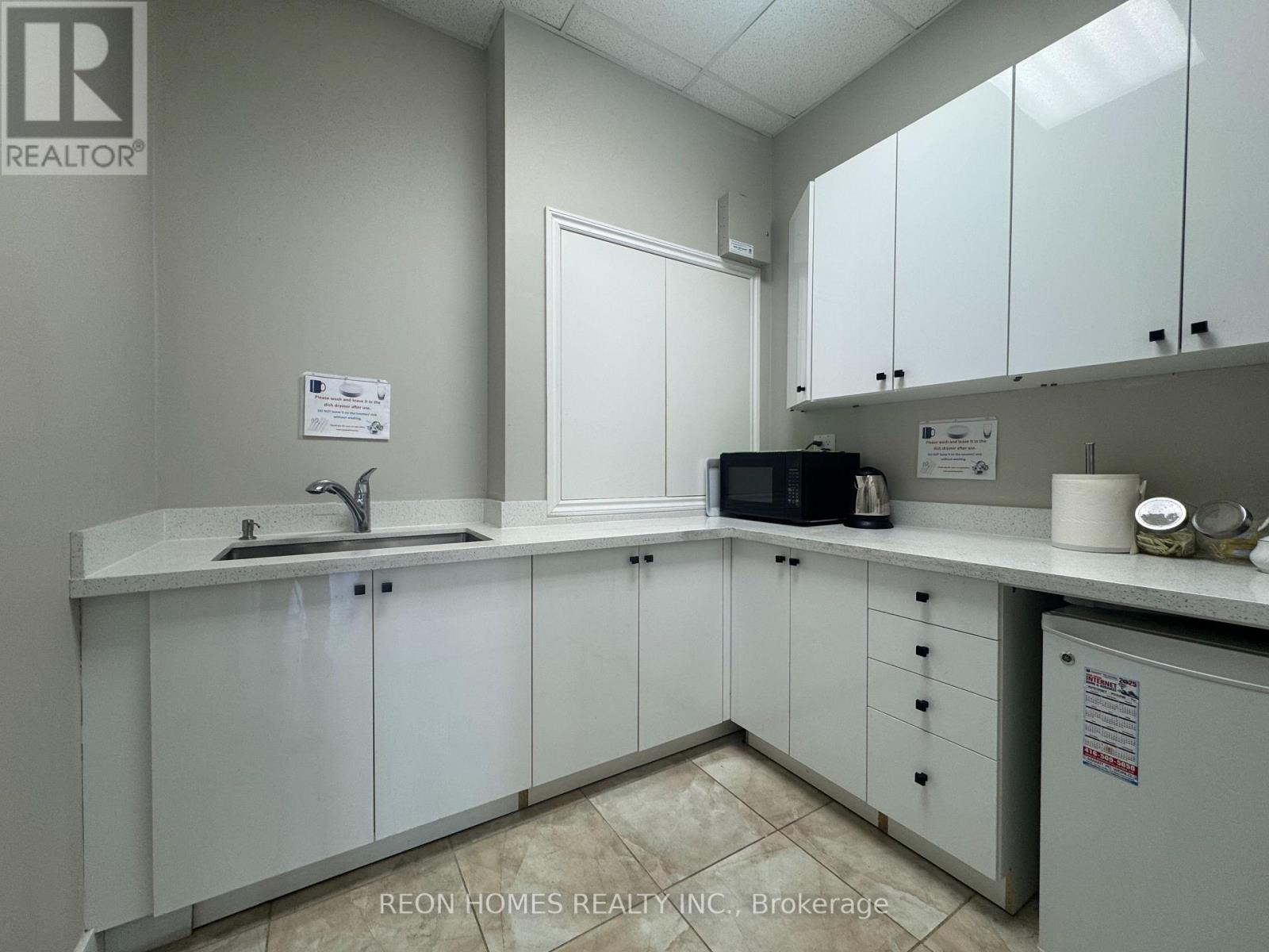 #17 & #18 - 25 Karachi Drive, Markham, Ontario  L3S 0B5 - Photo 13 - N12563526