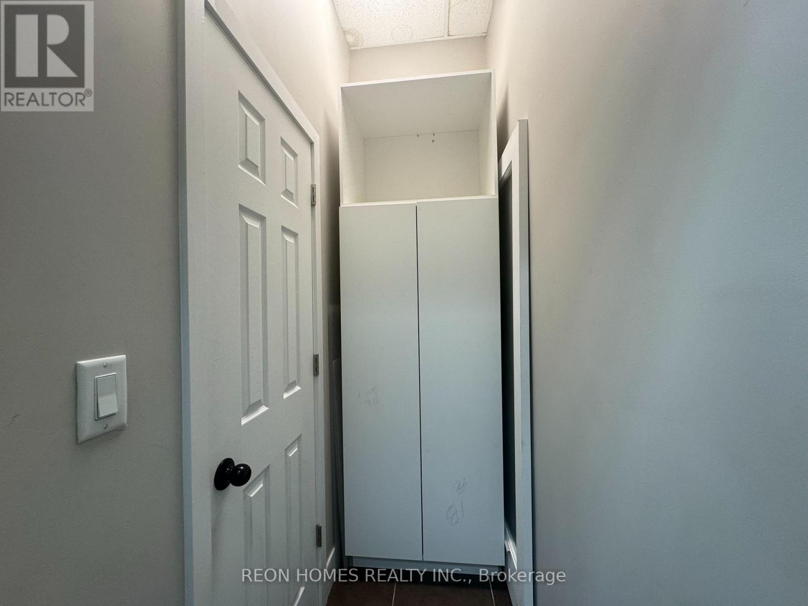 #17 & #18 - 25 Karachi Drive, Markham, Ontario  L3S 0B5 - Photo 36 - N12563526