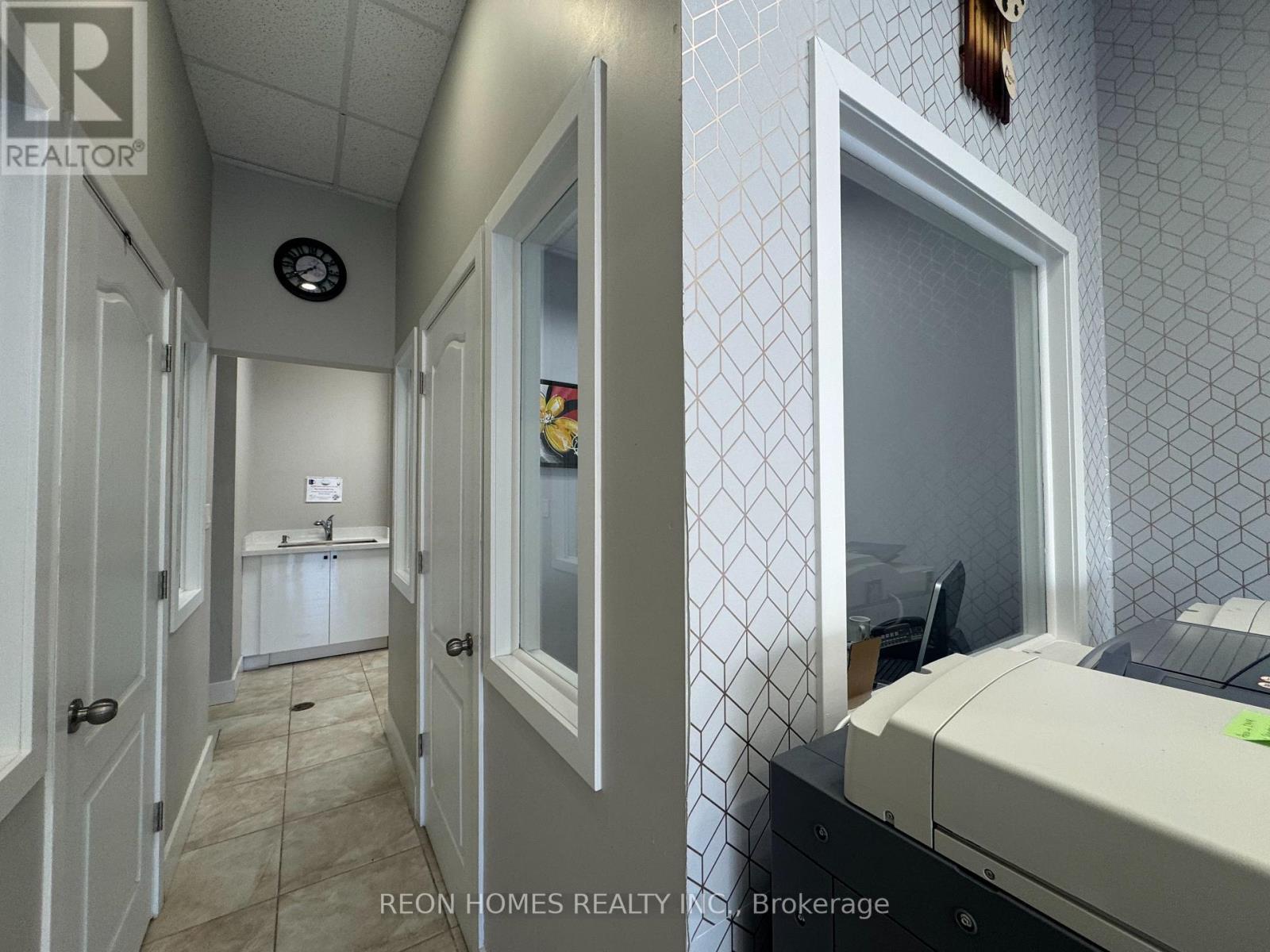 #17 & #18 - 25 Karachi Drive, Markham, Ontario  L3S 0B5 - Photo 8 - N12563526