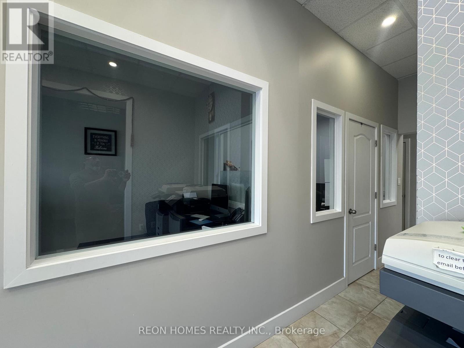 #17 & #18 - 25 Karachi Drive, Markham, Ontario  L3S 0B5 - Photo 9 - N12563526