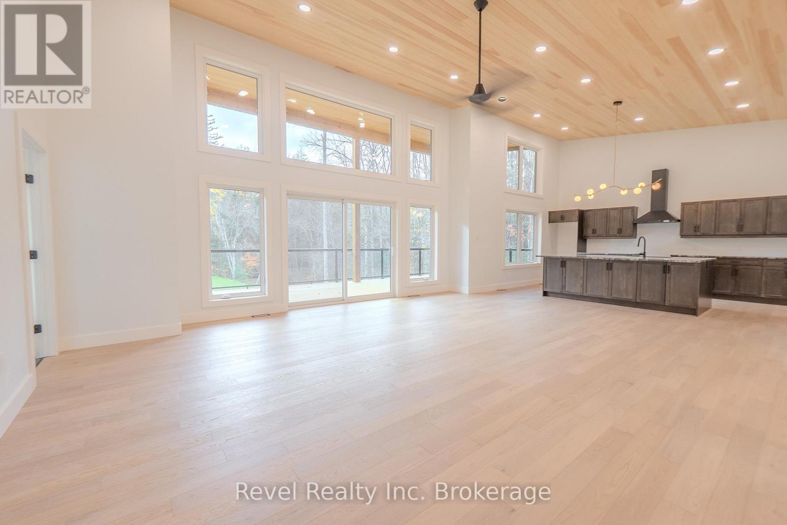 52 Laurentian Crescent, Mattawan, Ontario P0H 1V0 - Photo 18 - X12564644