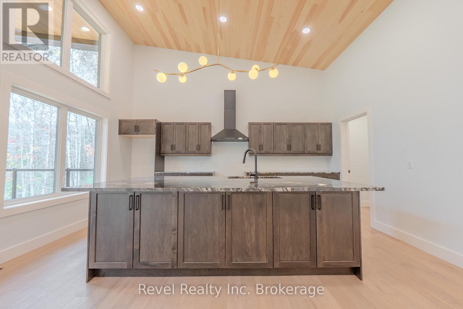 52 Laurentian Crescent, Mattawan, Ontario P0H 1V0 - Photo 22 - X12564644