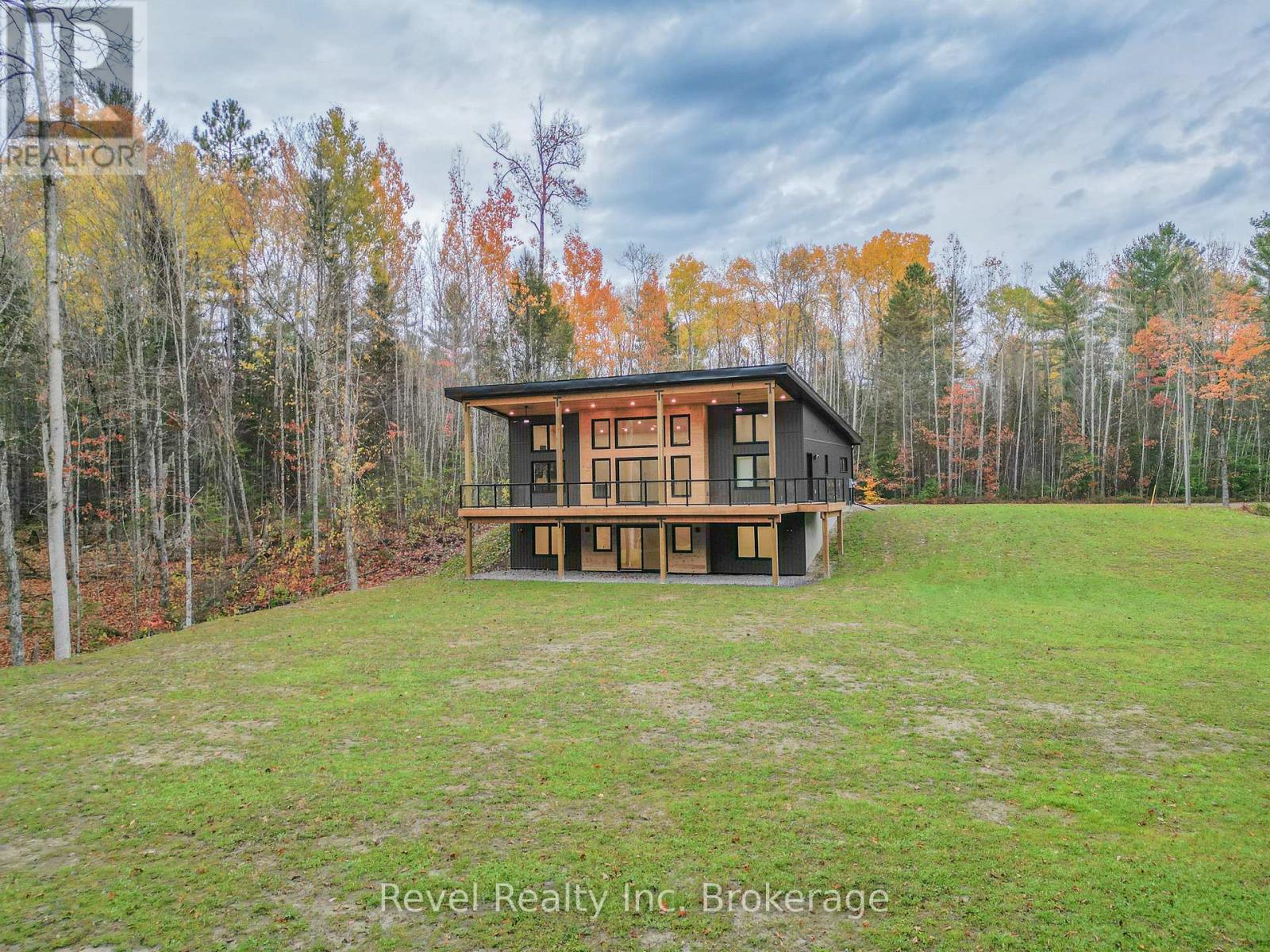 52 Laurentian Crescent, Mattawan, Ontario P0H 1V0 - Photo 41 - X12564644