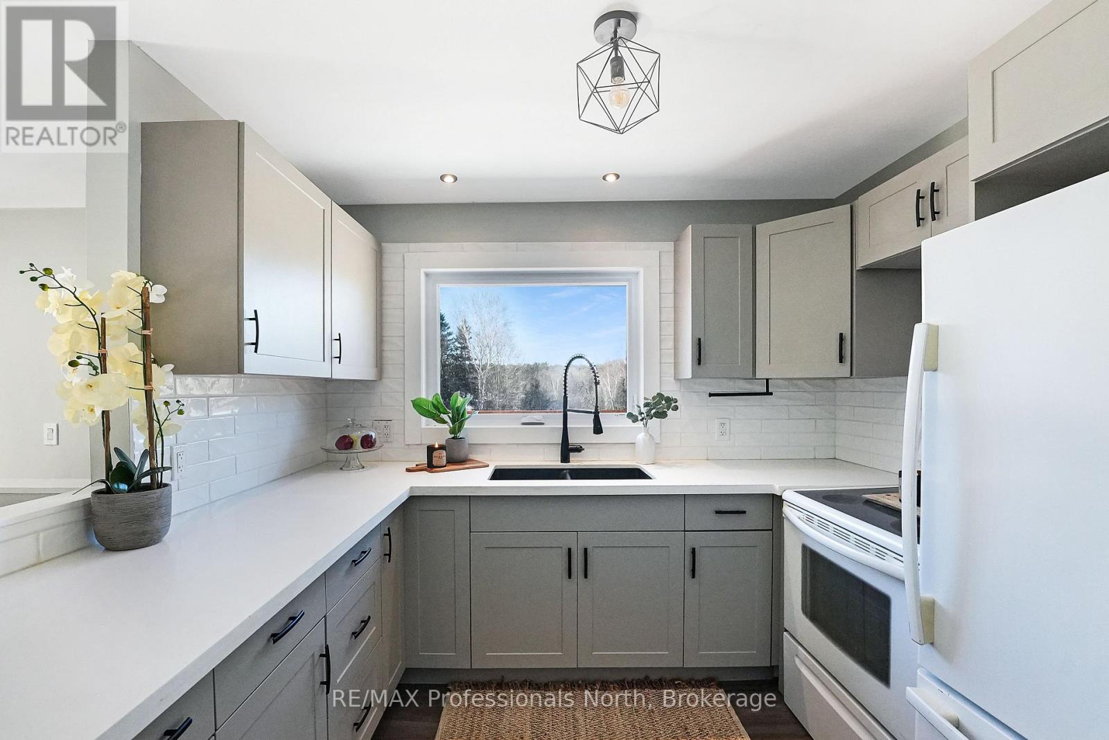 1130 Saunders Road, Highlands East, Ontario  K0L 3C0 - Photo 9 - X12564708