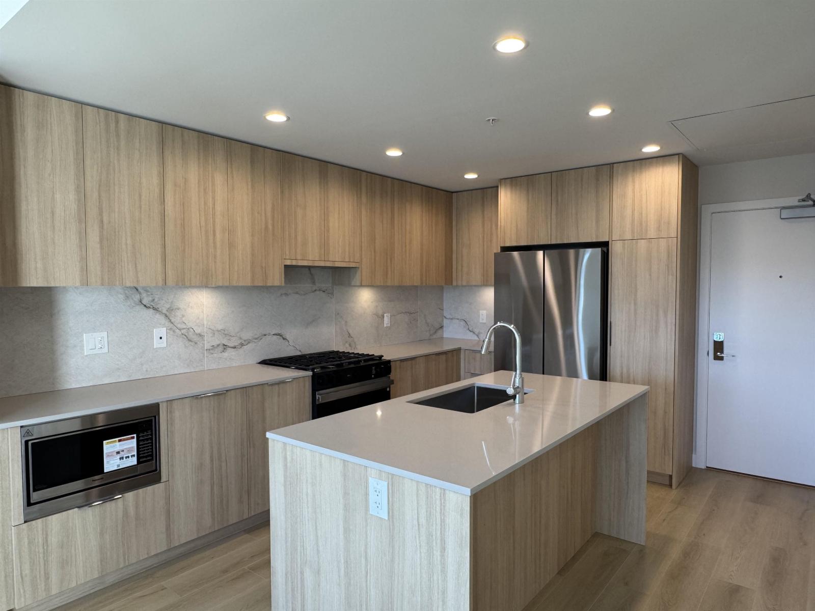 613 20049 82 Avenue, Langley, British Columbia  V0V 0V0 - Photo 3 - R3061567