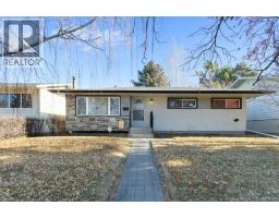 123 Glacier Drive SW Glamorgan