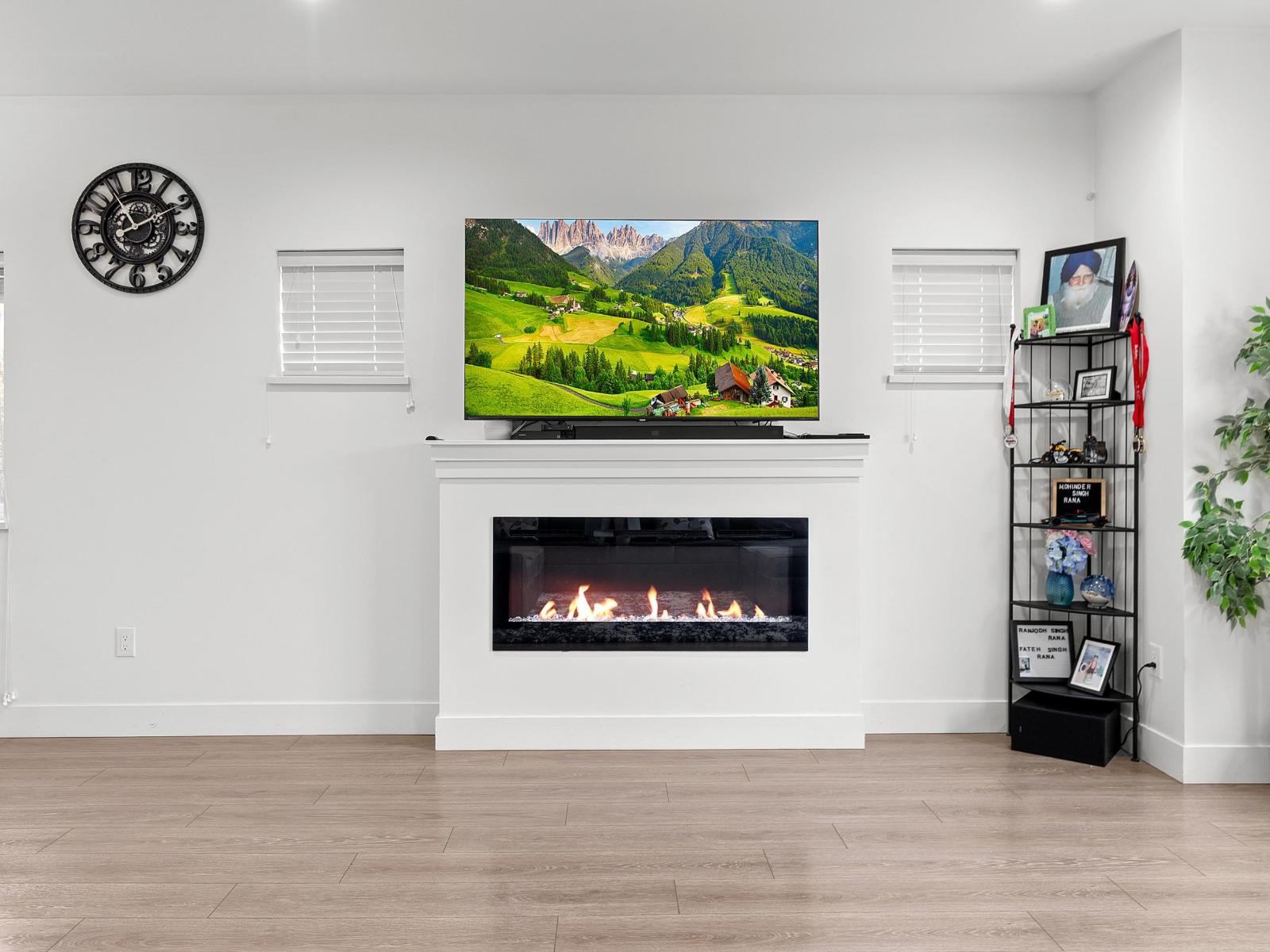 14002 60a Avenue, Surrey, British Columbia  V3X 0J9 - Photo 5 - R3068963