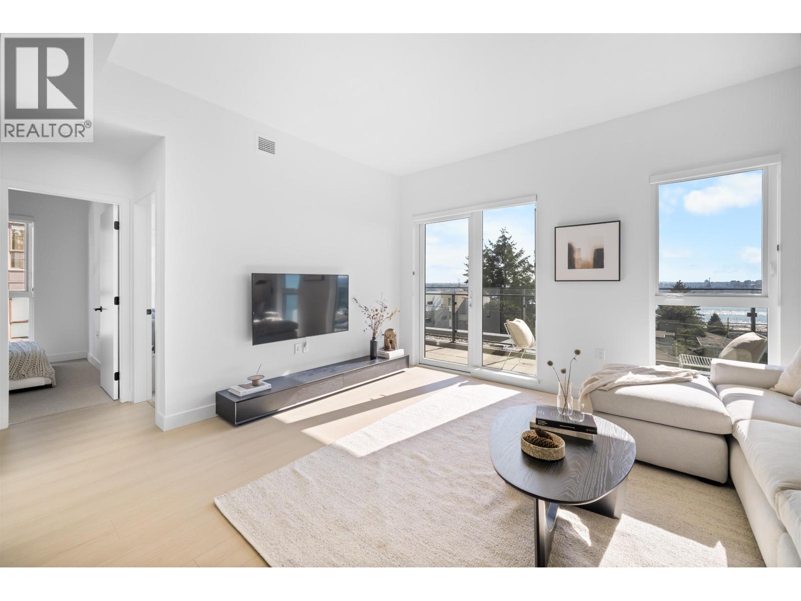 509 422 E 3rd Street, North Vancouver, British Columbia  V7L 0K1 - Photo 4 - R3053227