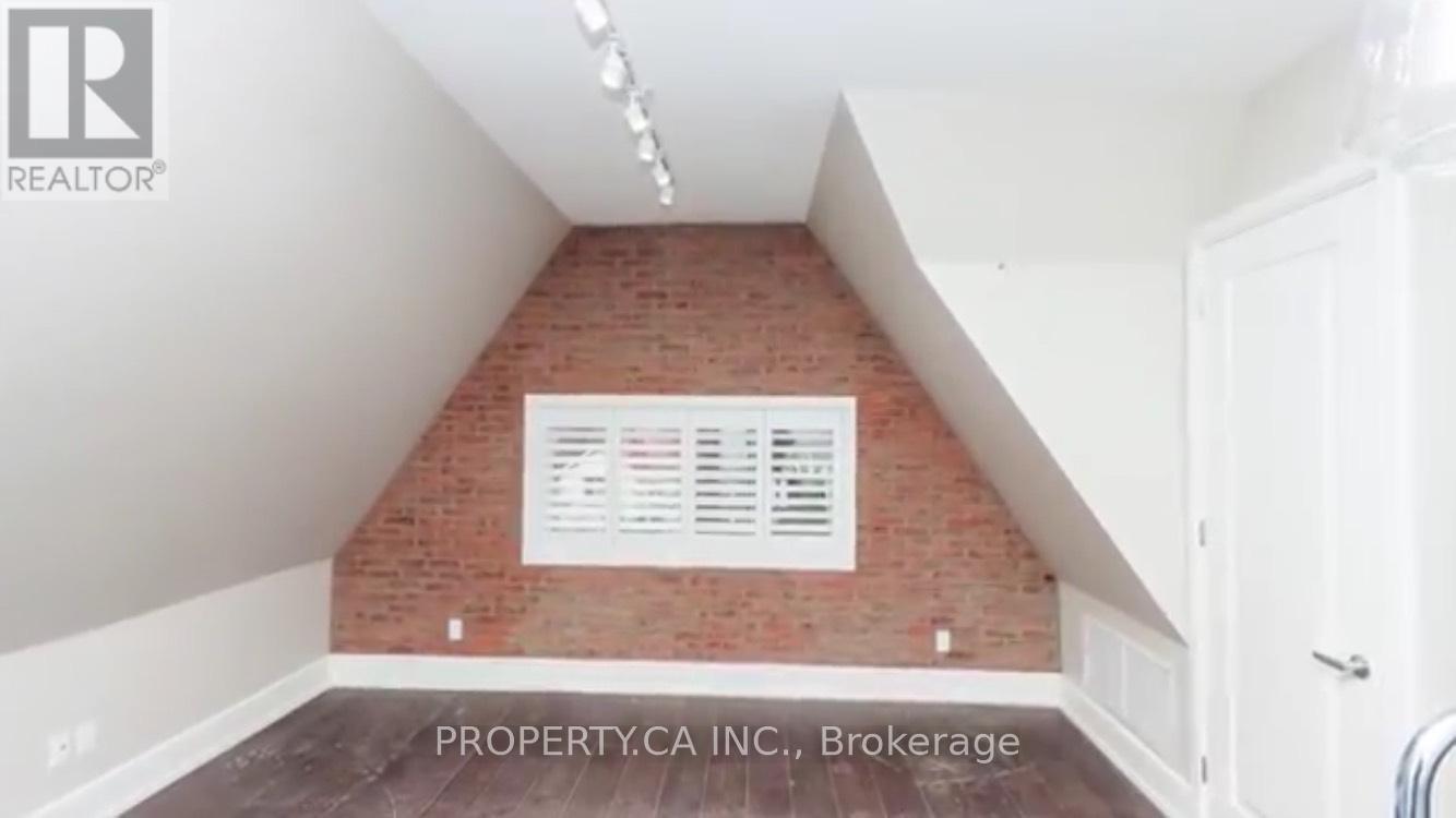 05 - 28 Madison Avenue, Toronto, Ontario  M5R 2S1 - Photo 4 - C12564622