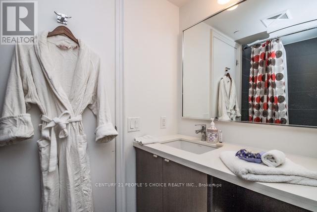 504 - 155 Yorkville Avenue N, Toronto, Ontario  M5R 1C4 - Photo 8 - C12564658