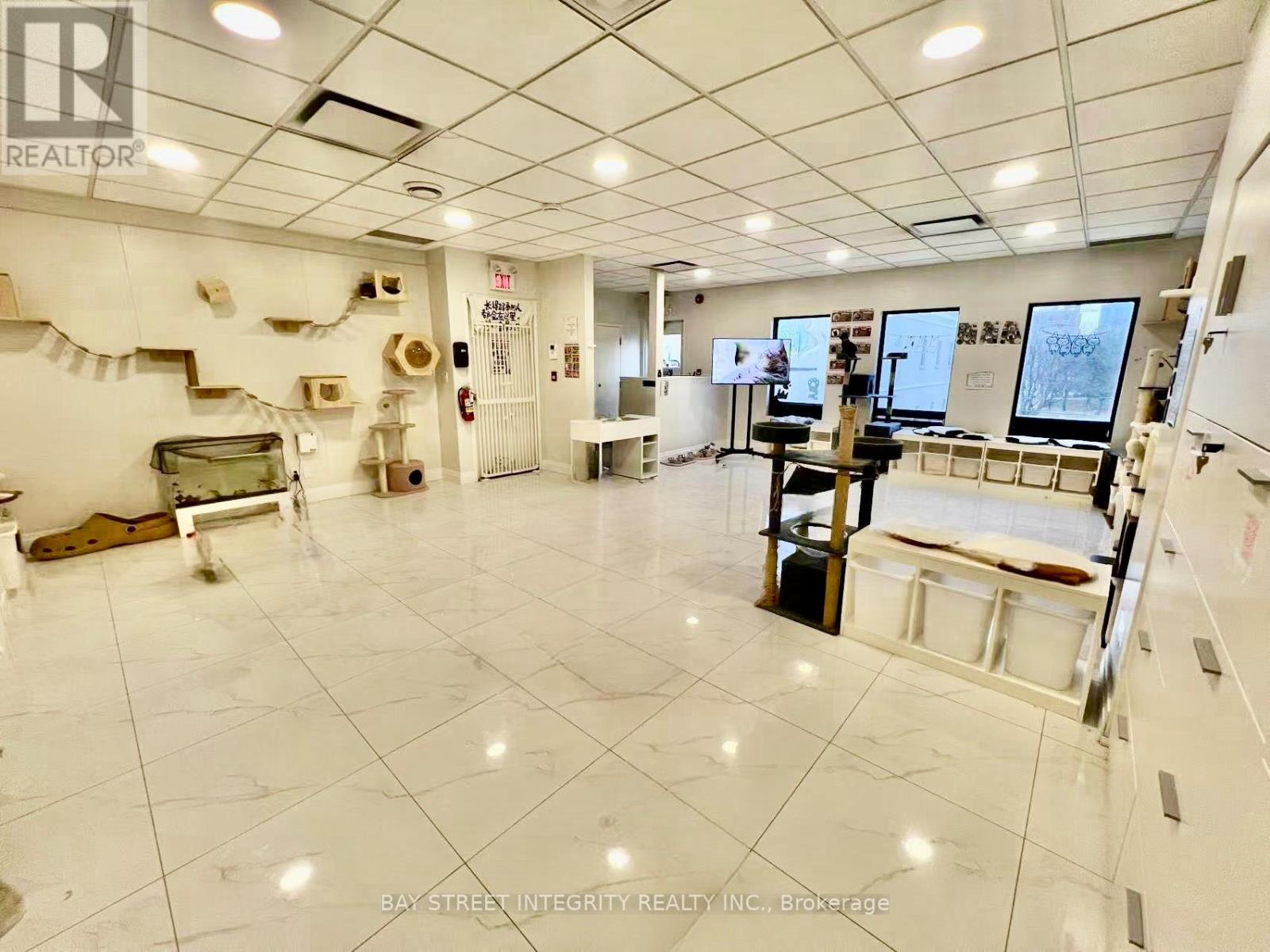 Upper - 360 Queen Street W, Toronto, Ontario  M5V 2A2 - Photo 5 - C12564704