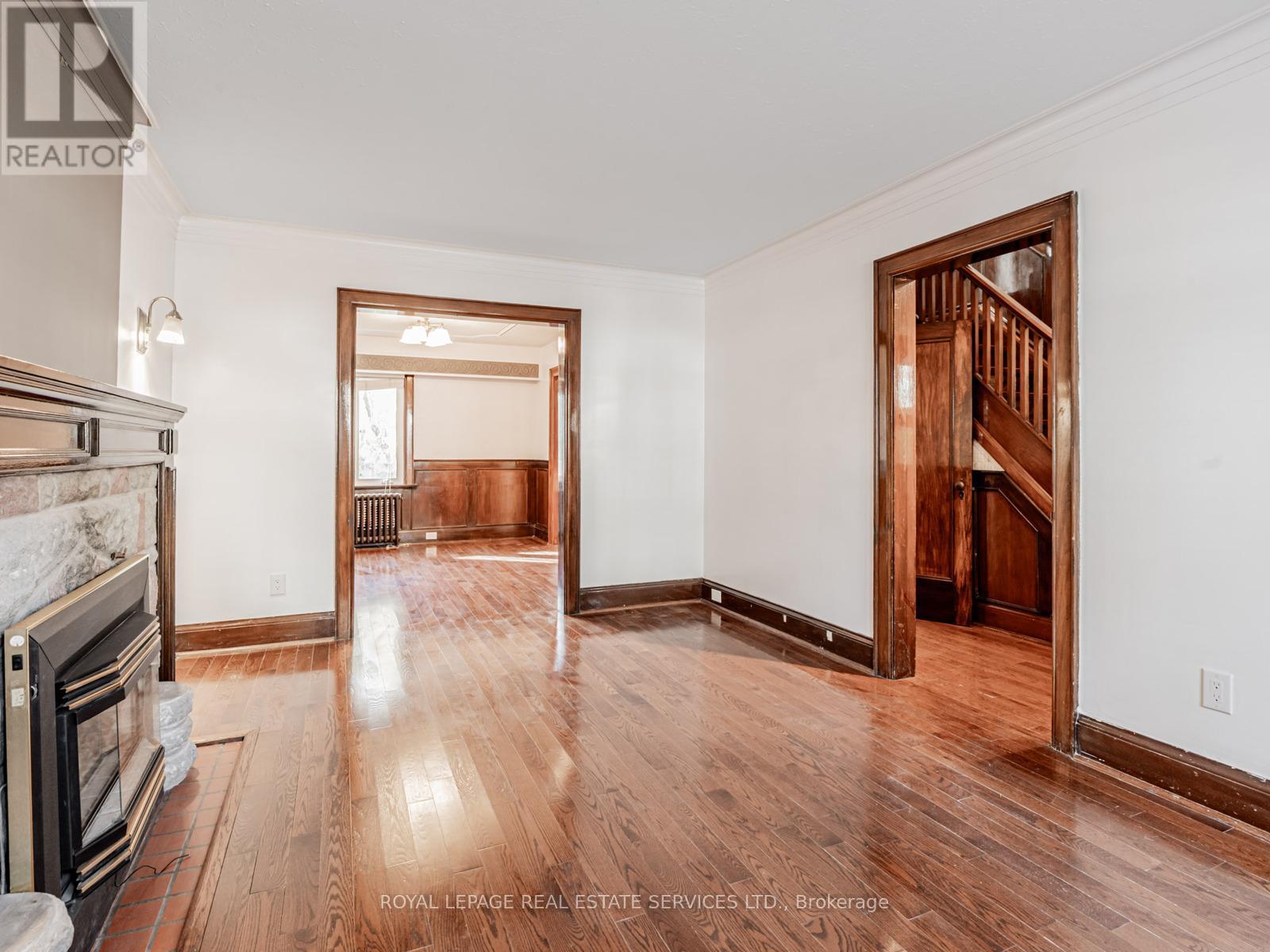 7 Duplex Crescent, Toronto, Ontario  M5P 1J1 - Photo 10 - C12564710