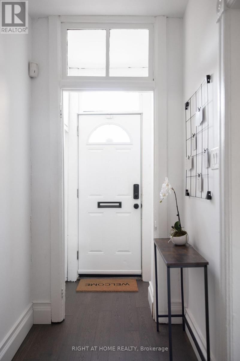 15 Kintyre Avenue, Toronto, Ontario  M4M 1M2 - Photo 18 - E12564632