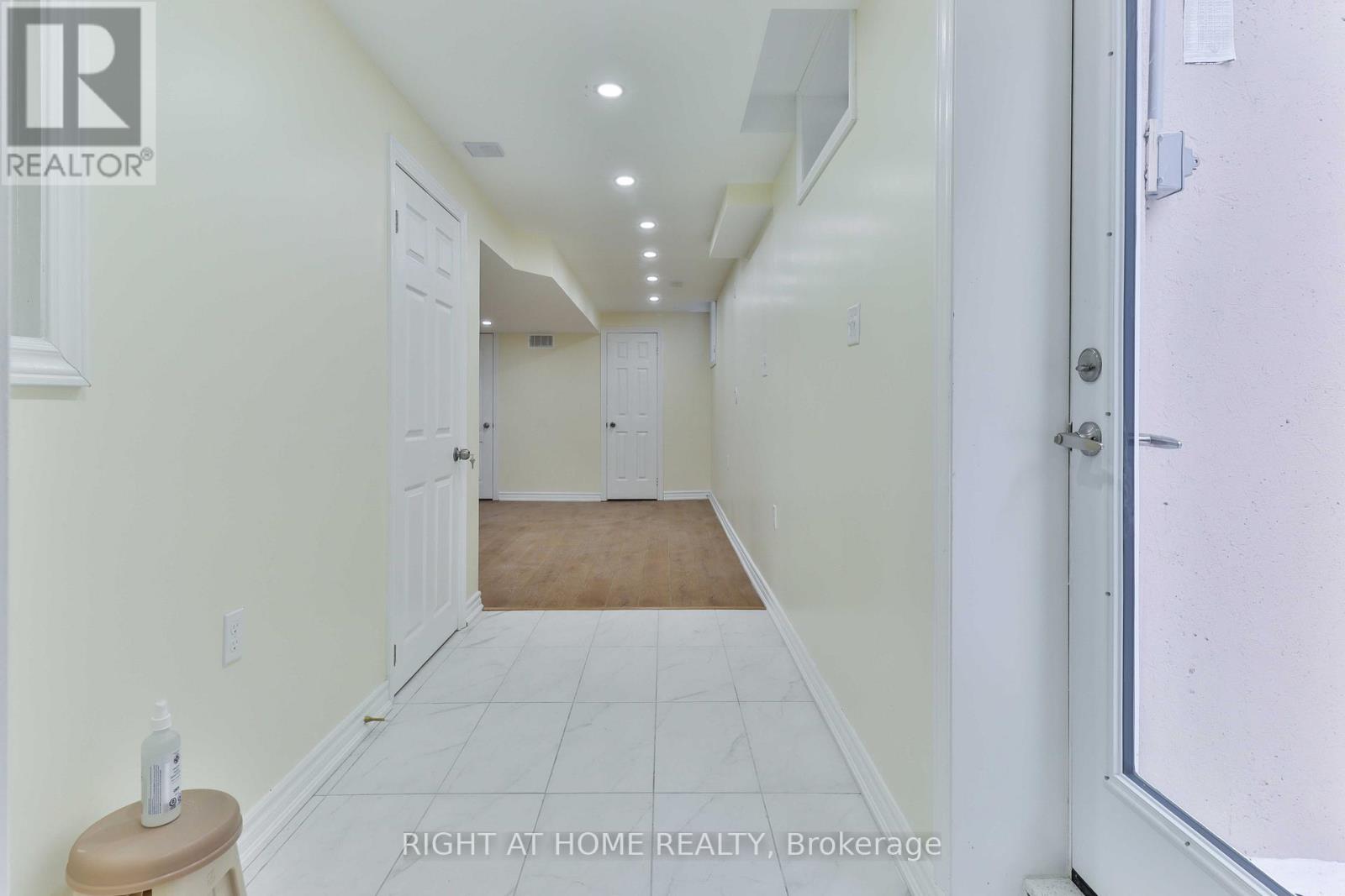 Basement - 34 Seggar Avenue, Ajax, Ontario  L1T 4E2 - Photo 5 - E12564698