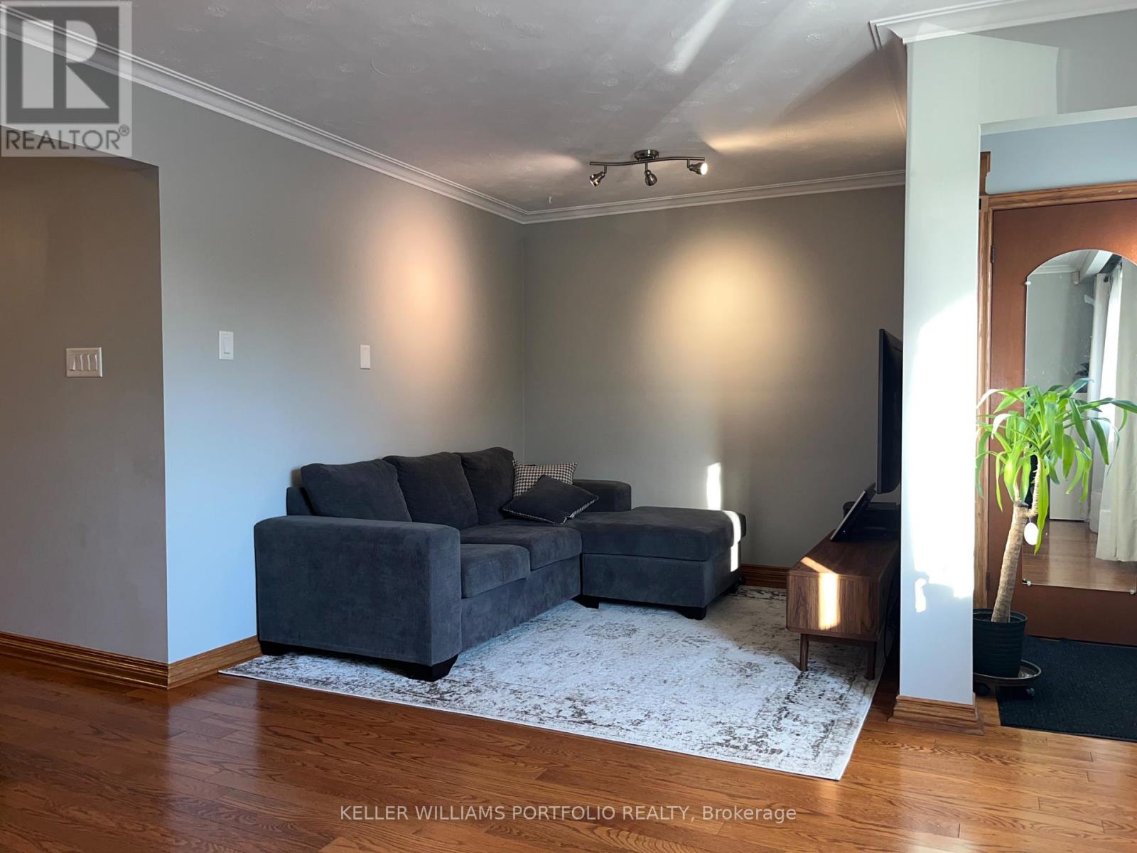 50 Butterworth Avenue, Toronto, Ontario  M1L 1H5 - Photo 2 - E12564718