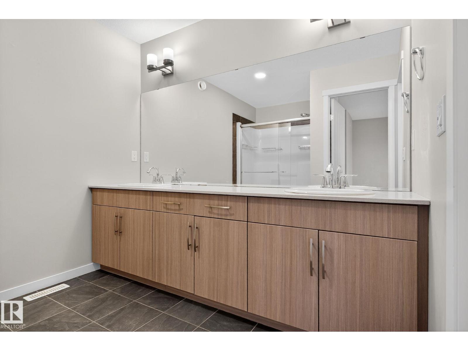 3319 8 St Nw, Edmonton, Alberta  T6T 1A4 - Photo 23 - E4466231