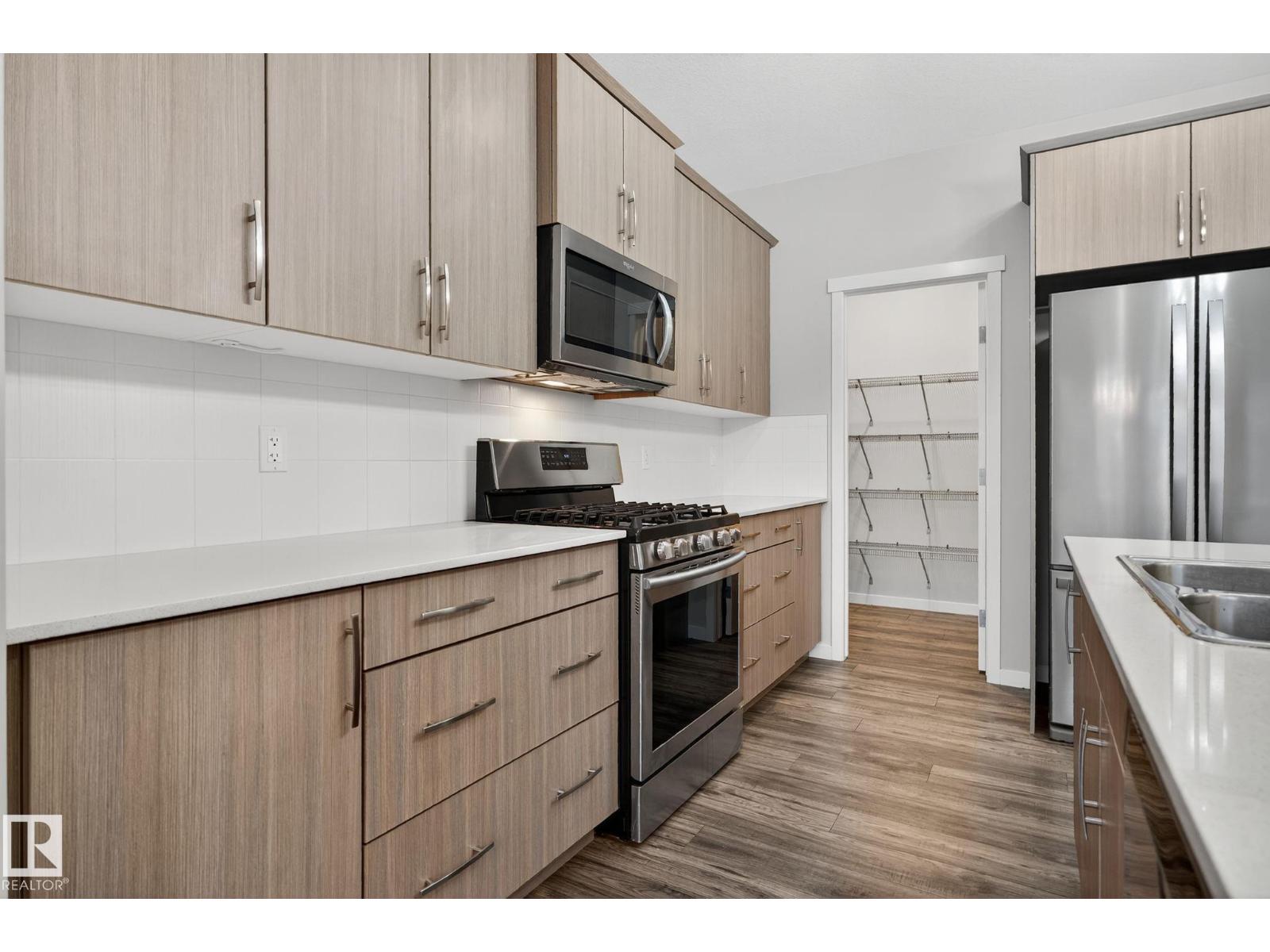 3319 8 St Nw, Edmonton, Alberta  T6T 1A4 - Photo 7 - E4466231