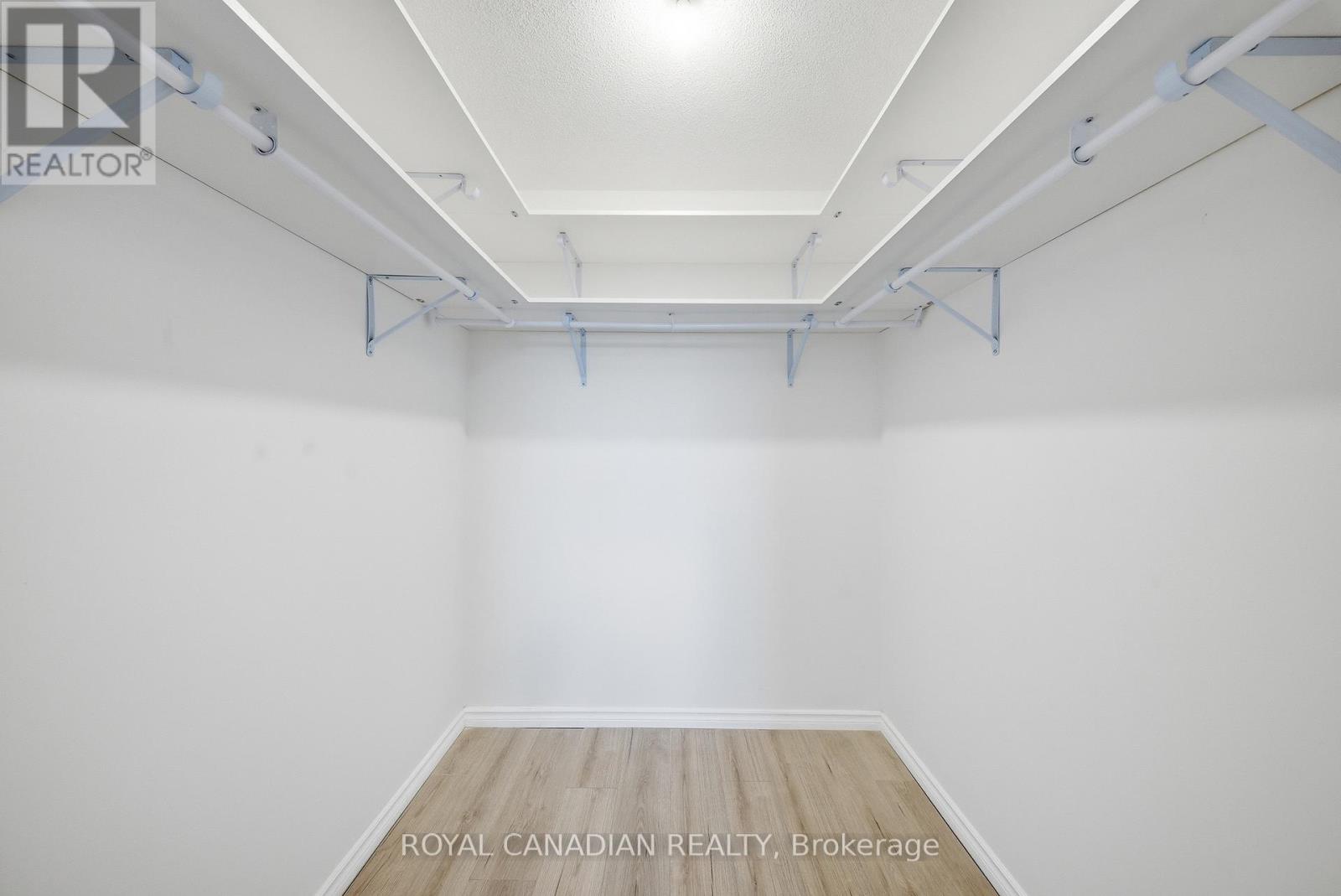 512 - 3 Lisa Street, Brampton, Ontario  L6T 4A2 - Photo 15 - W12563698