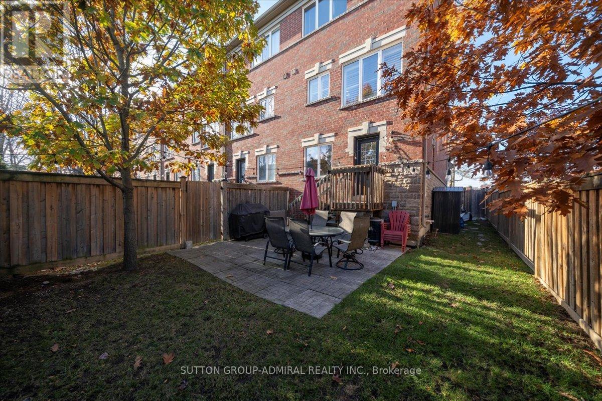 1 - 2600 Glengarry Road, Mississauga, Ontario  L5C 0A2 - Photo 31 - W12564332