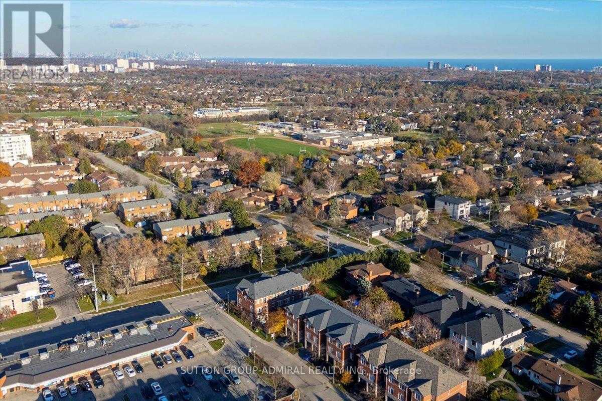 1 - 2600 Glengarry Road, Mississauga, Ontario  L5C 0A2 - Photo 34 - W12564332