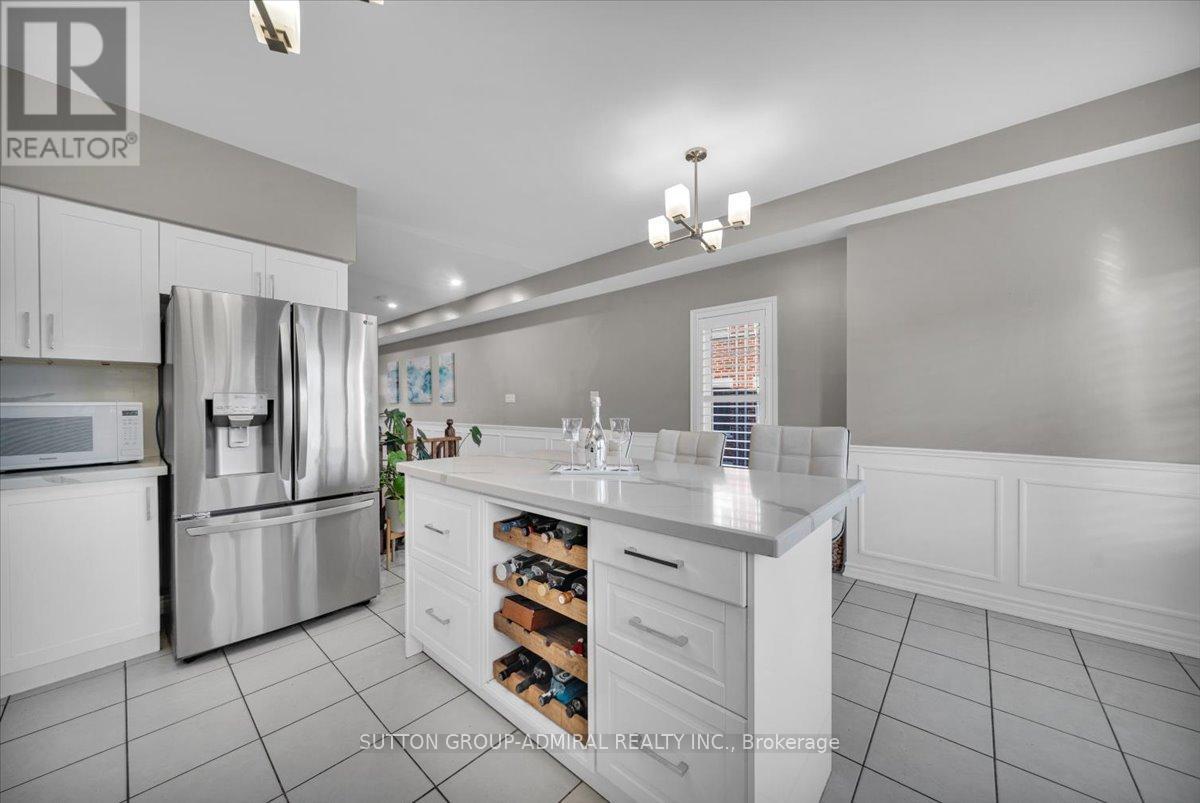 1 - 2600 Glengarry Road, Mississauga, Ontario  L5C 0A2 - Photo 11 - W12564332