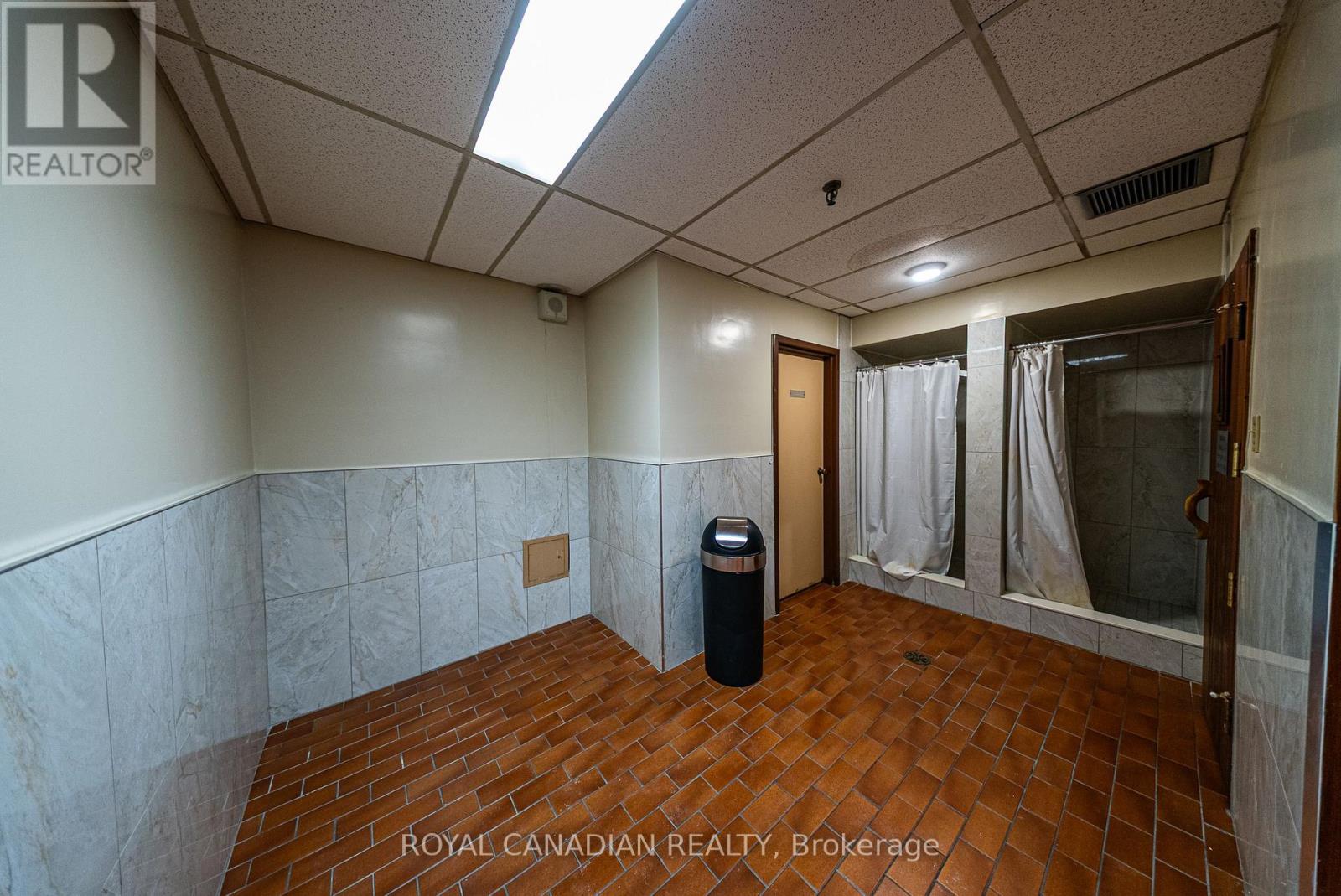 512 - 3 Lisa Street, Brampton, Ontario  L6T 4A2 - Photo 33 - W12563698