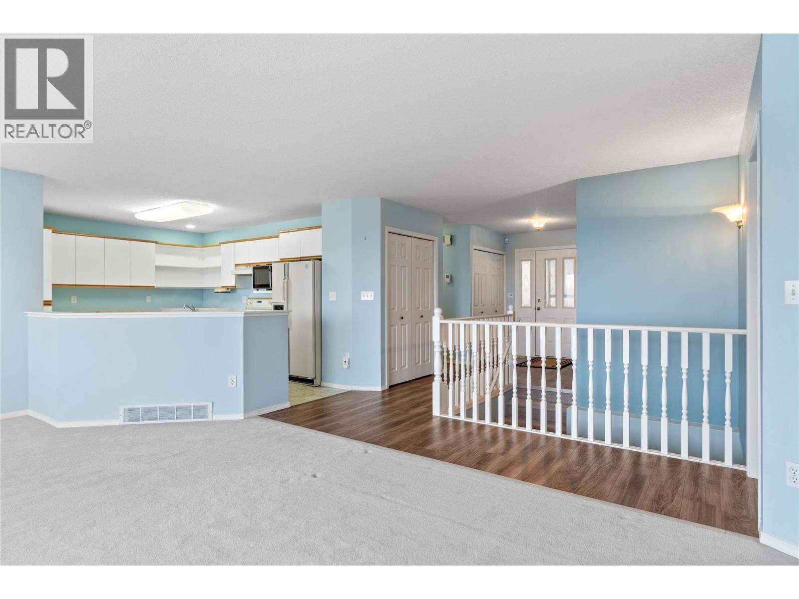 2022 PACIFIC Way Unit# 27 Kamloops Photo 8