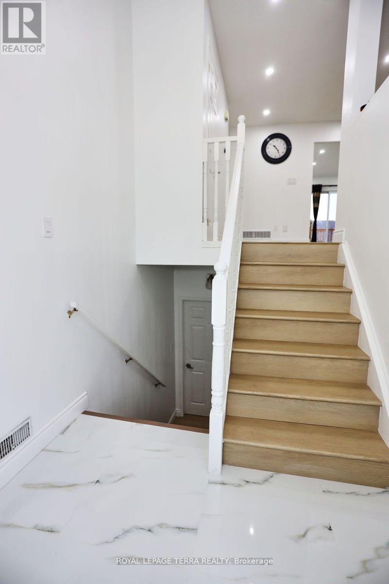 45 Peregrine Road, Barrie, Ontario  L4M 6R1 - Photo 25 - S12564636